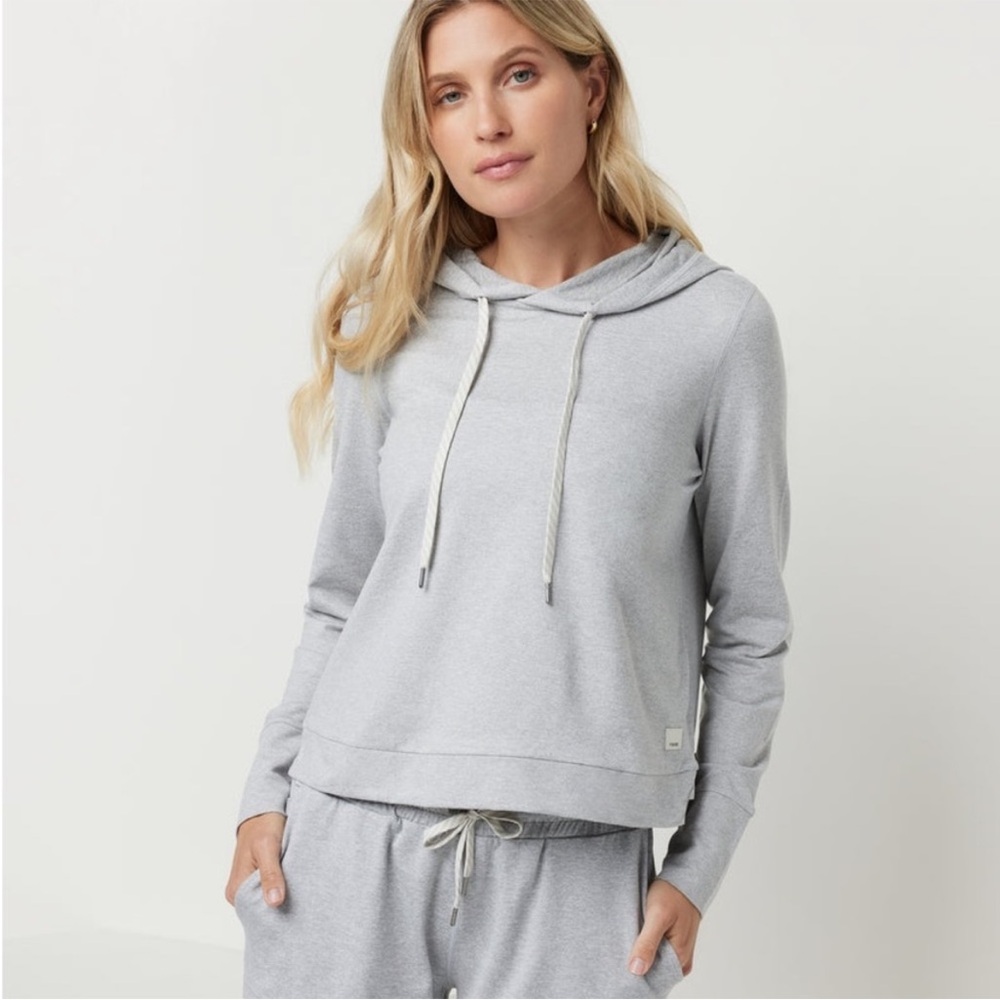 Halo Essential NEW Hoodie Women's DreamKnitHoodie NWOT